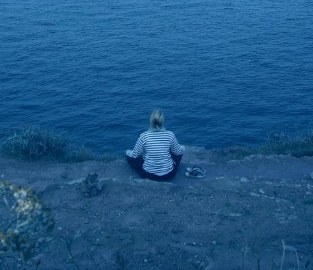 Un dimanche par mois, c’est méditation à Bréhat !